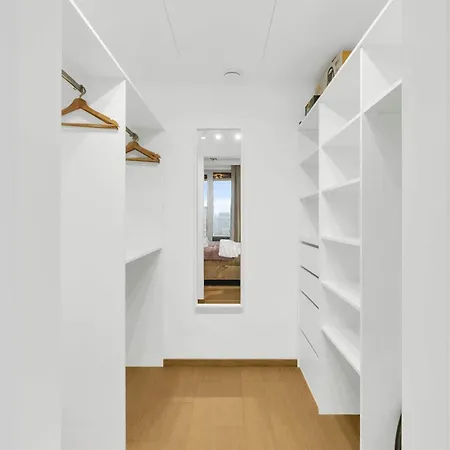 아파트 Skypark Golden Palace With Parking 브라티슬라바