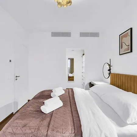 아파트 Skypark Golden Palace With Parking